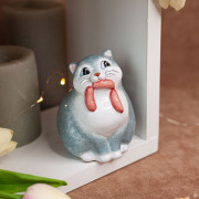 Кот с сосисками