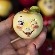 Яблочко эмоции