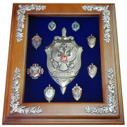 Панно "Эмблема ФСБ с юбилейными знаками"